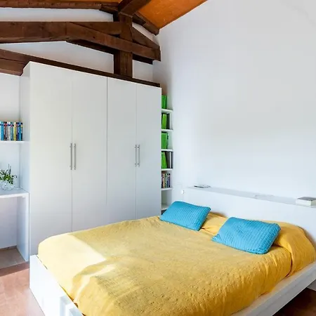 Cascina La Valle 10&2, Emma Villa