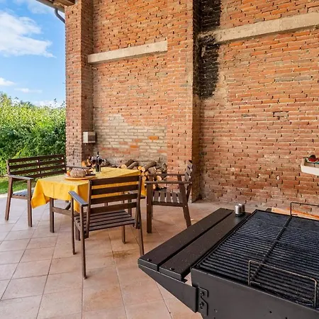 Cascina La Valle 10&2, Emma Villa Ozzano Monferrato